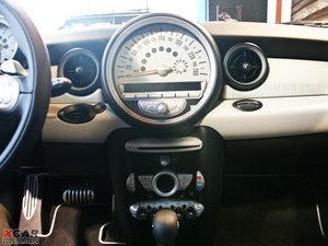 2009款S 50 CAMDEN 中控台