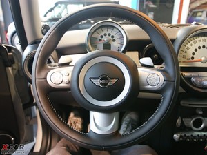 2009款S 50 CAMDEN 方向盘