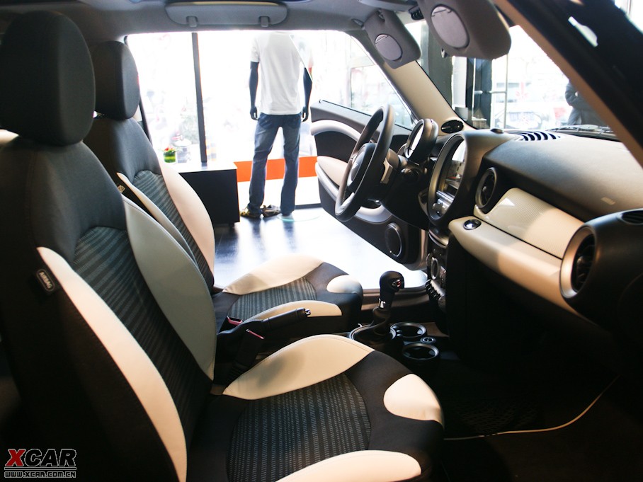 2009MINI S 50 CAMDEN