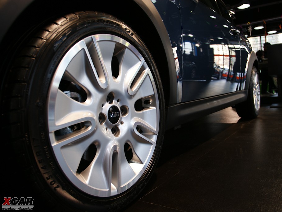 2009MINI S 50 CAMDEN