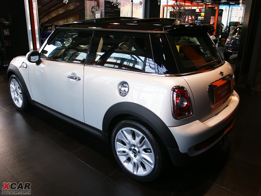 2009MINI S 50 CAMDEN