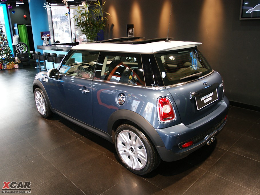 2009MINI S 50 CAMDEN