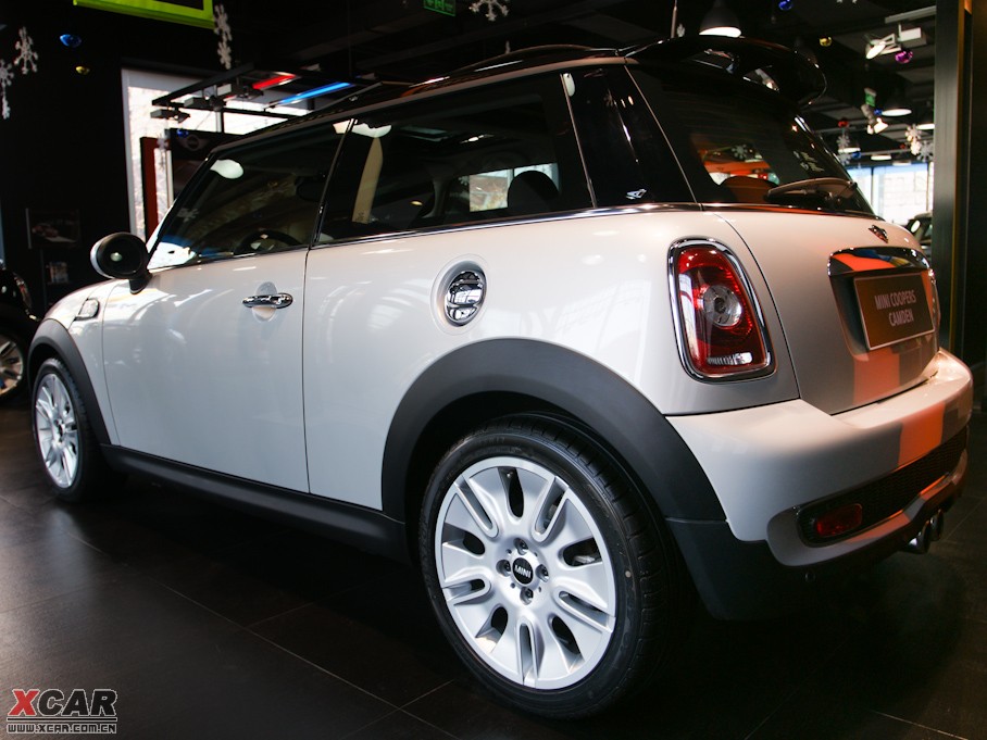 2009MINI S 50 CAMDEN