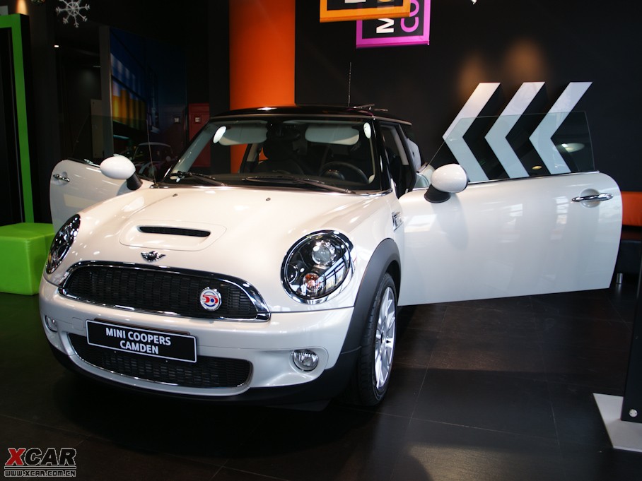 2009MINI S 50 CAMDEN