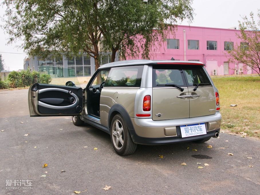 2009MINI CLUBMAN Cheer