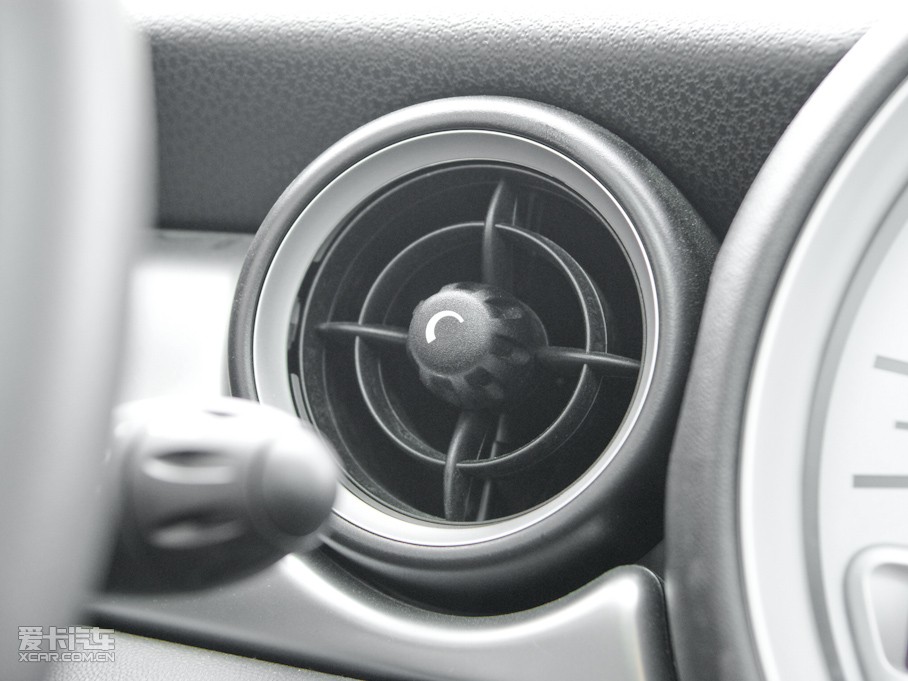 2009MINI CLUBMAN Cheer