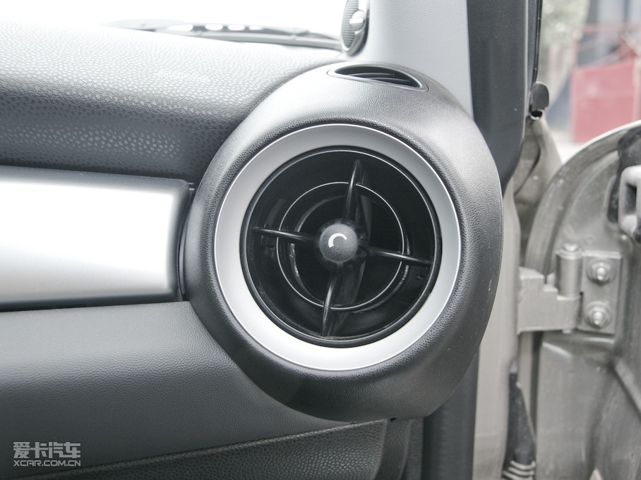 2009MINI CLUBMAN Cheer