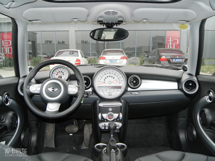 2009MINI CLUBMAN Cheer