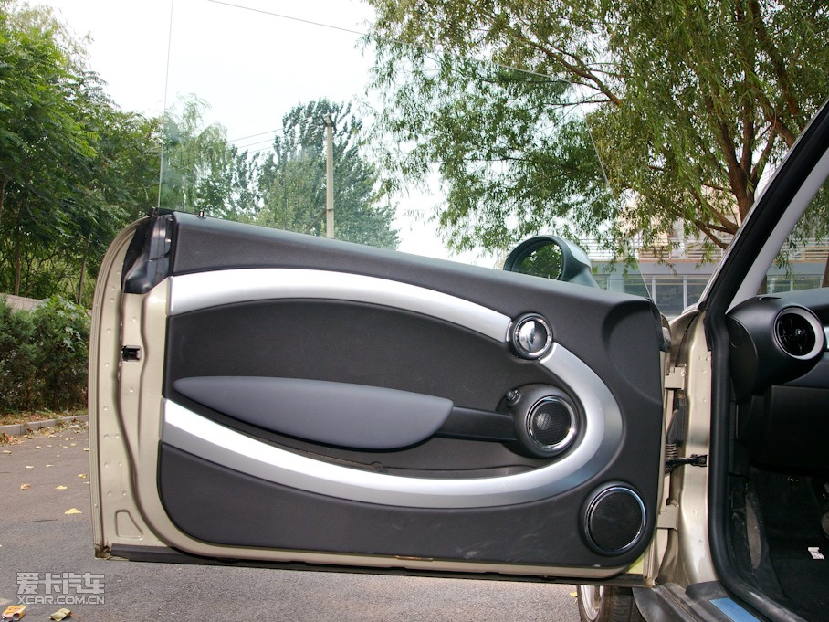 2009MINI CLUBMAN Cheer