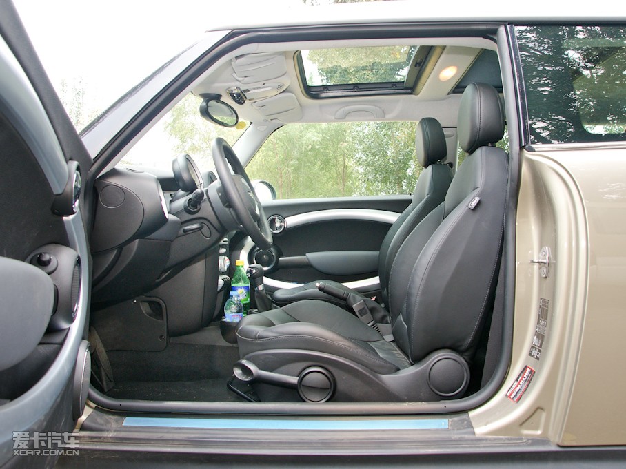 2009MINI CLUBMAN Cheer