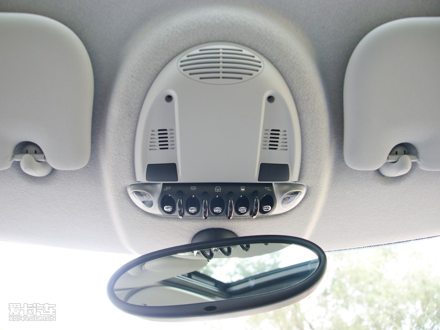 2009MINI CLUBMAN Cheer