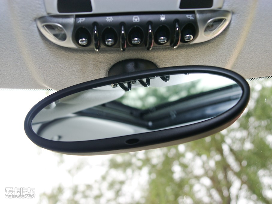 2009MINI CLUBMAN Cheer