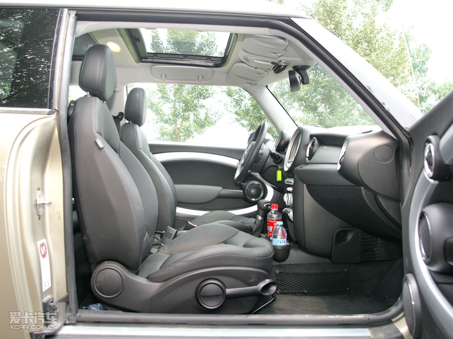 2009MINI CLUBMAN Cheer