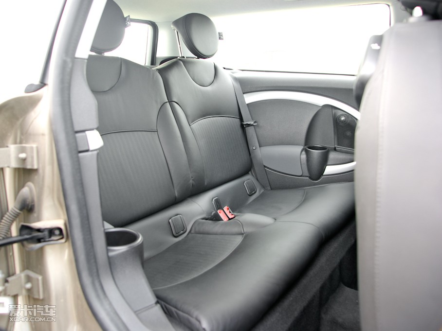 2009MINI CLUBMAN Cheer