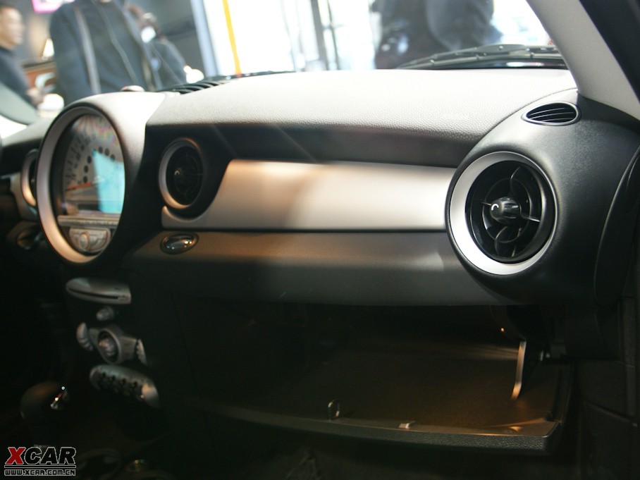 2009MINI CLUBMAN Cheer