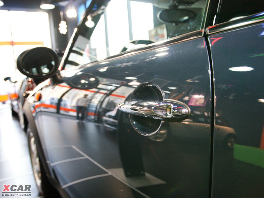 2009MINI CLUBMAN Cheer