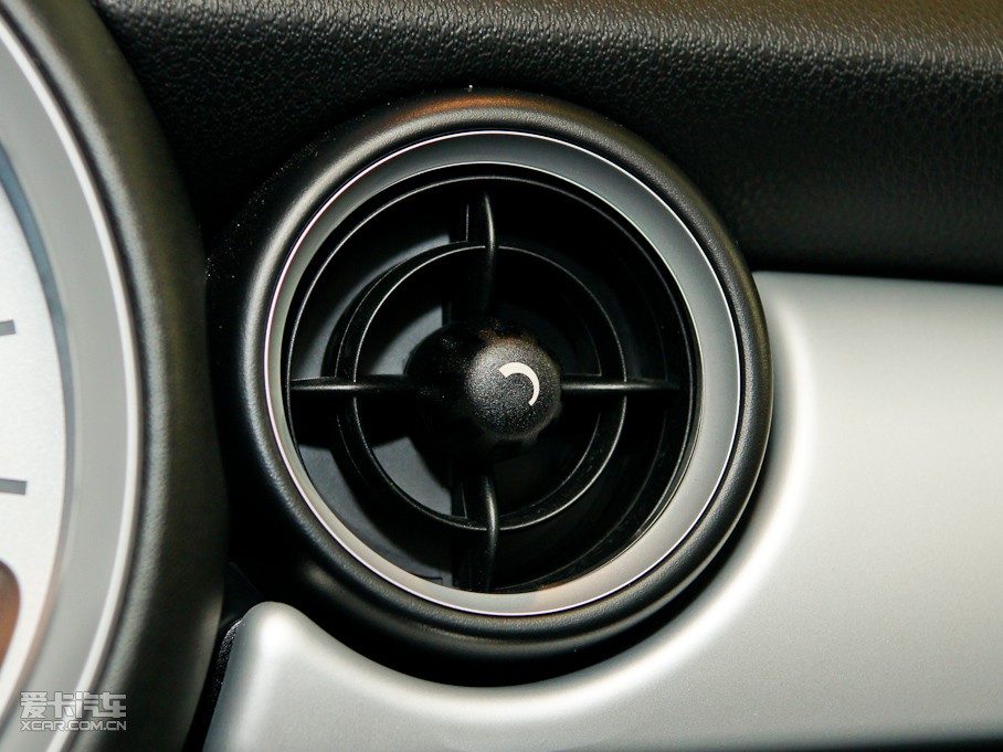 2011MINI CLUBMAN ONE