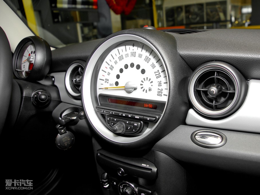2011MINI CLUBMAN ONE