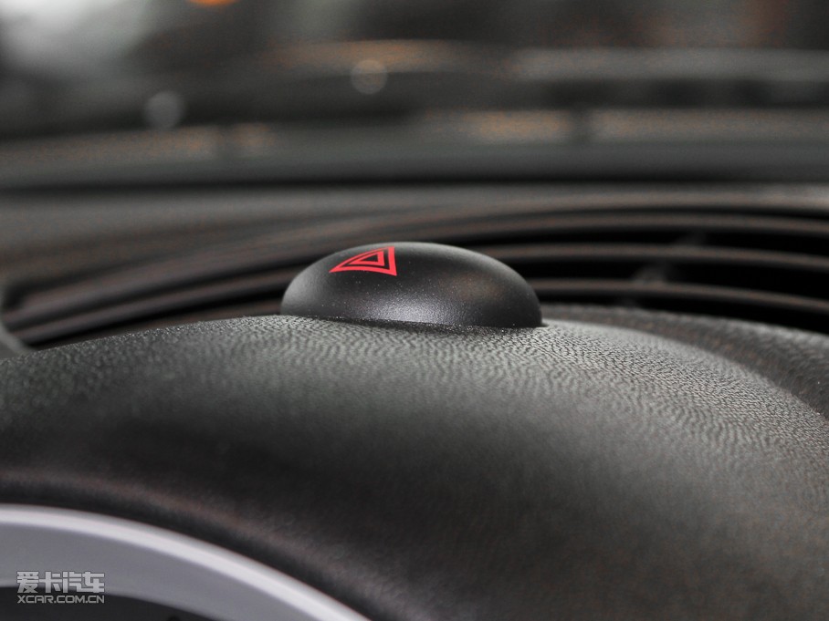 2011MINI CLUBMAN ONE