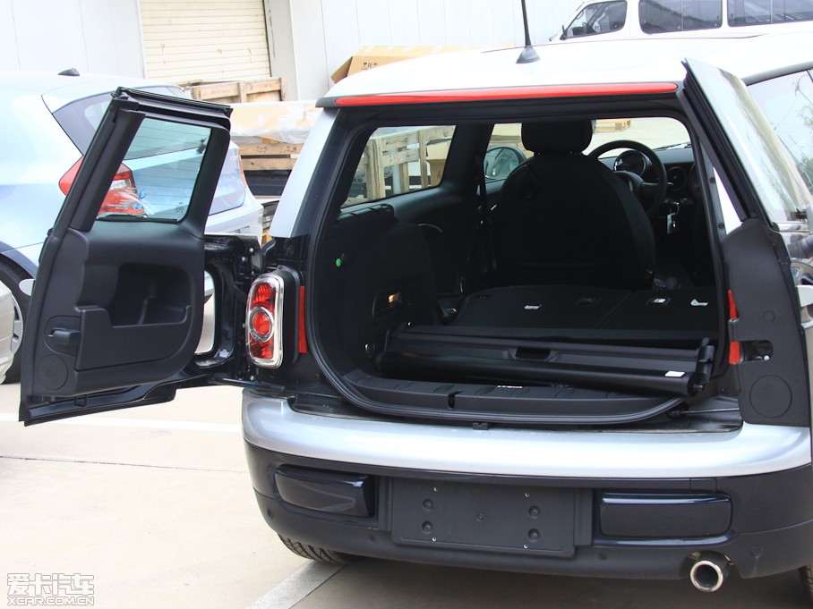 2011MINI CLUBMAN COOPER Hampton