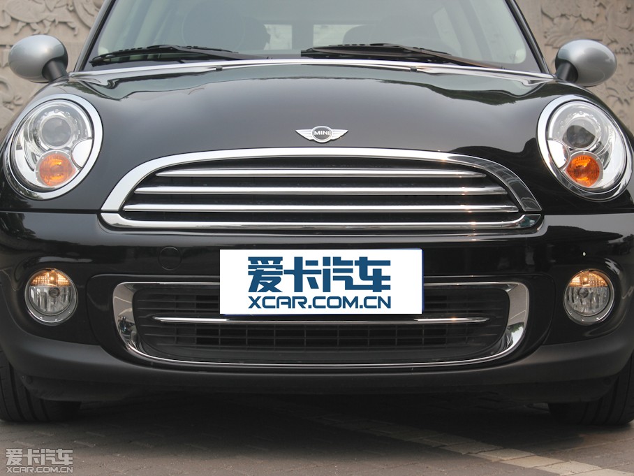 2011MINI CLUBMAN COOPER Excitement