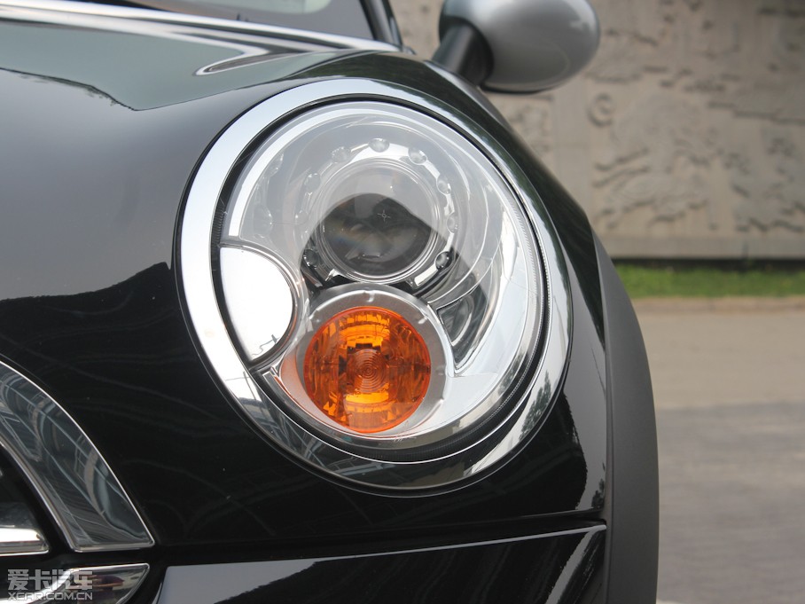 2011MINI CLUBMAN COOPER Excitement