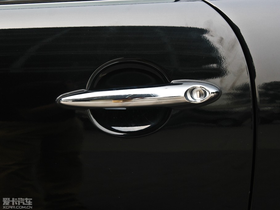 2011MINI CLUBMAN COOPER Excitement