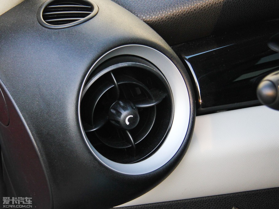 2011MINI CLUBMAN COOPER Hampton