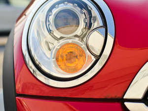 2011COOPER Hampton ^