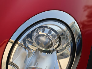 2011COOPER Hampton ^