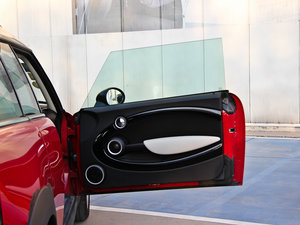 2011COOPER Hampton g