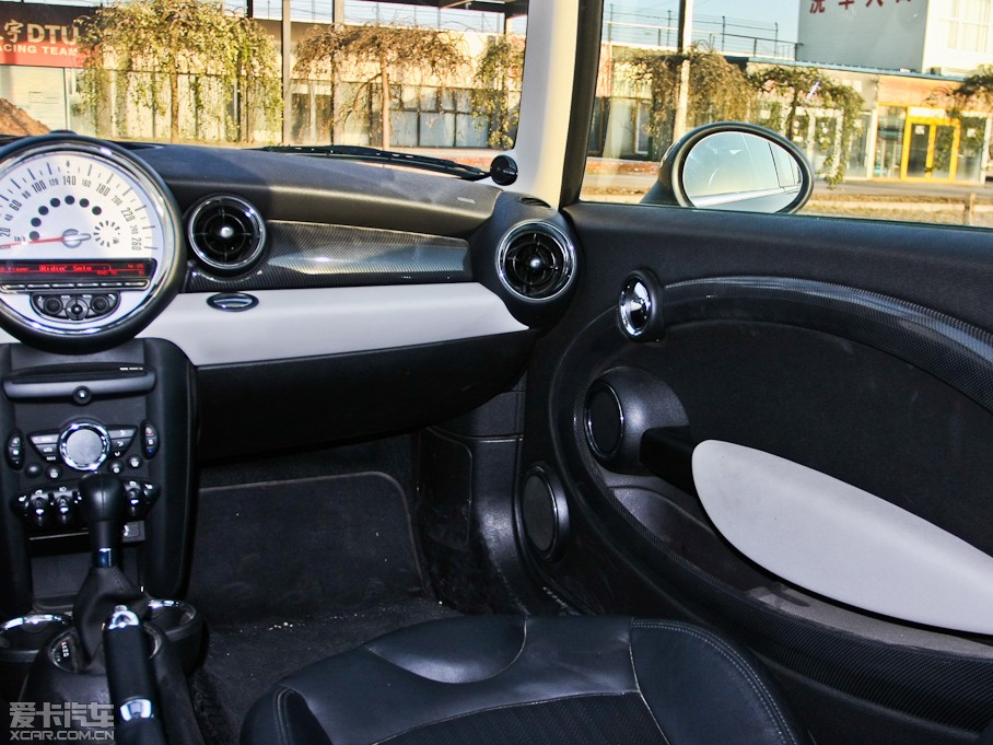 2011MINI CLUBMAN COOPER S Excitement