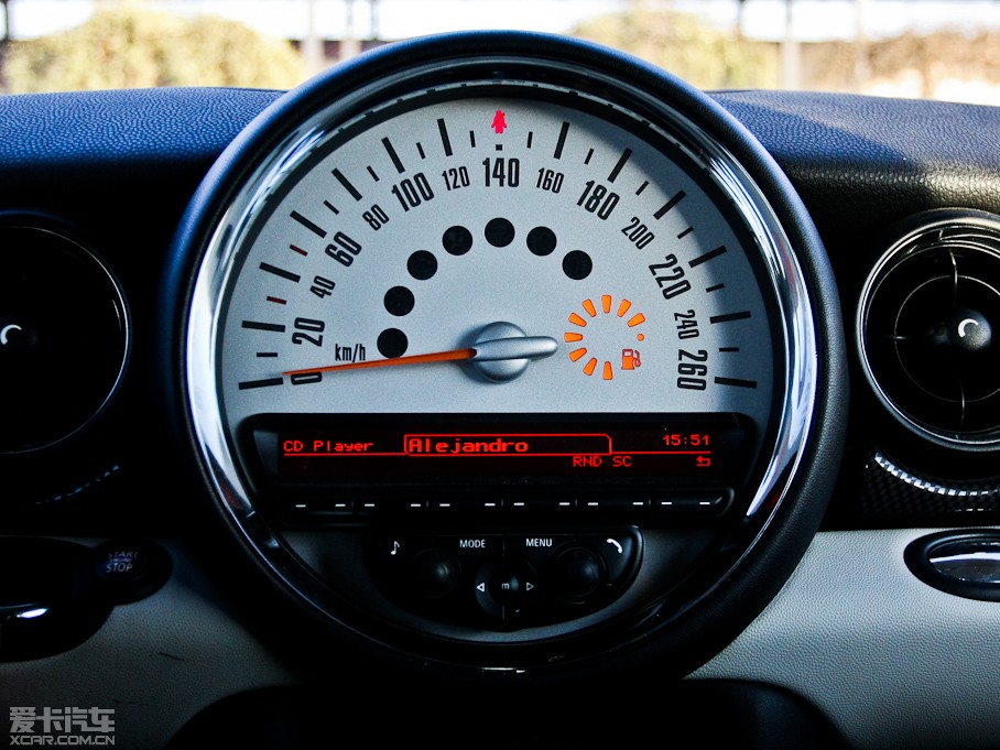 2011MINI CLUBMAN COOPER S Excitement