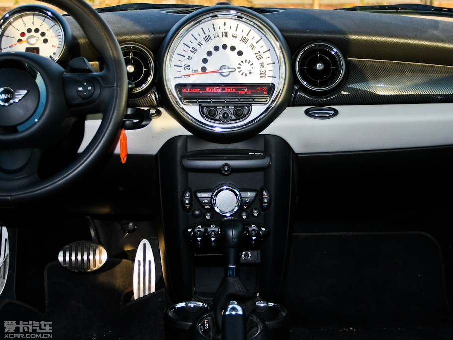 2011MINI CLUBMAN COOPER S Excitement