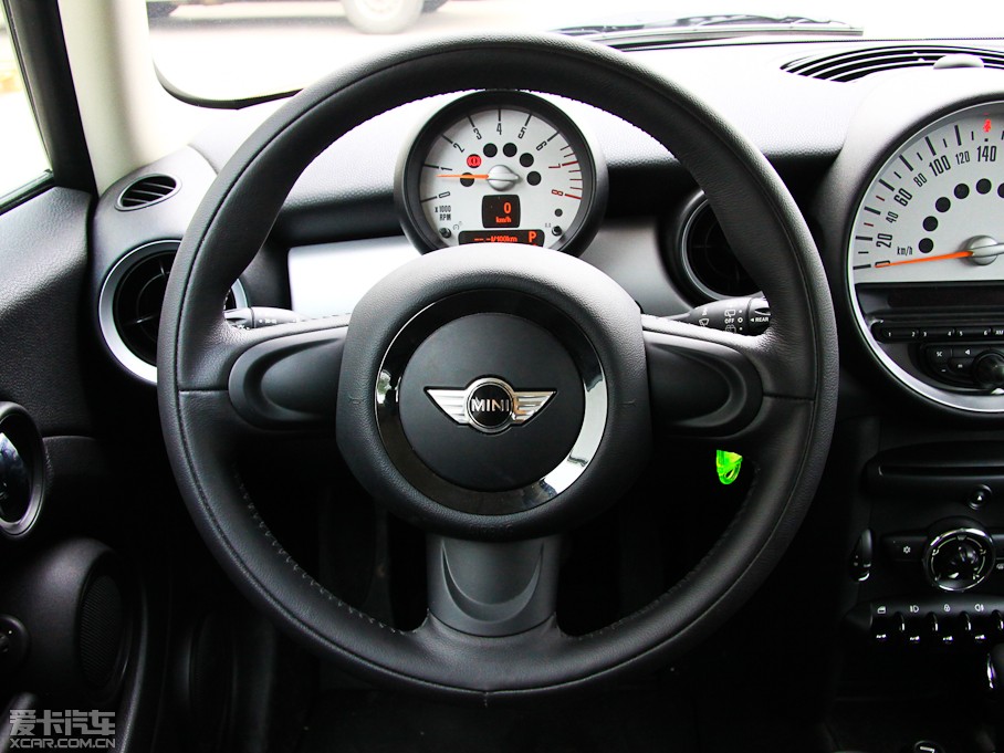 2011MINI ONE