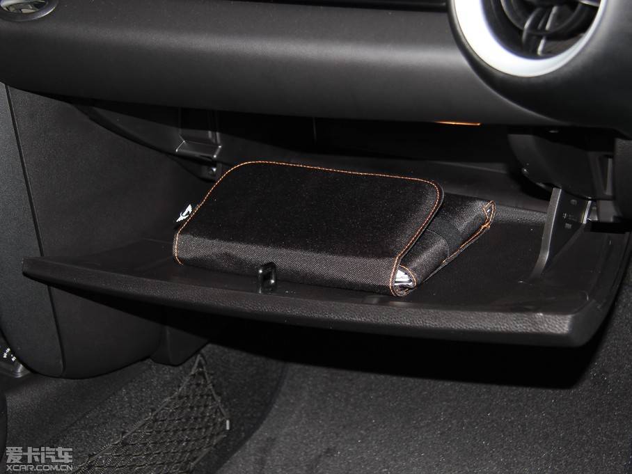 2011MINI COOPER Excitement