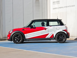 2011款COOPER Fun 正侧（左）