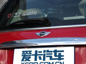 2011COOPER Fun (x)(ji)^