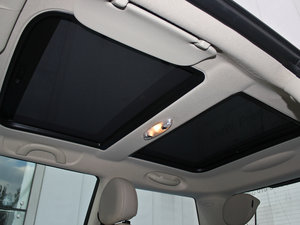 2011COOPER Fun (x)(ji)^