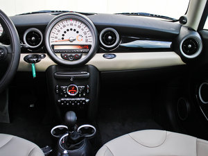 2011COOPER Fun п؅^(q)