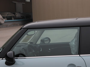 2011COOPER Excitement ^