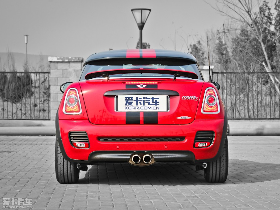 2012MINI COUPE JCW