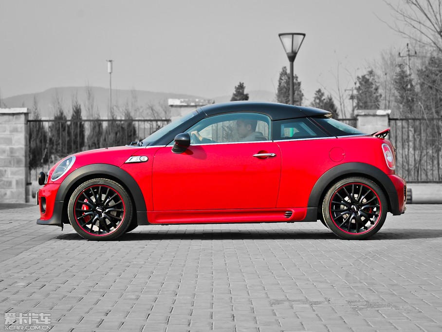 2012MINI COUPE JCW