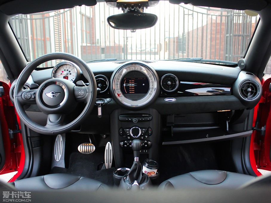 2012MINI COUPE JCW