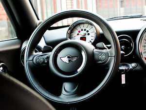 2012款JCW 方向盘