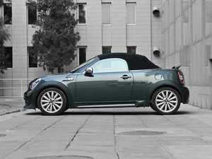 2012款COOPER S ROADSTER 整体外观