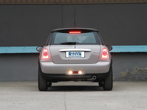 2012款COOPER Baker Street 正后	