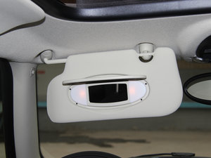 2012款COOPER Baker Street 遮阳板（左）