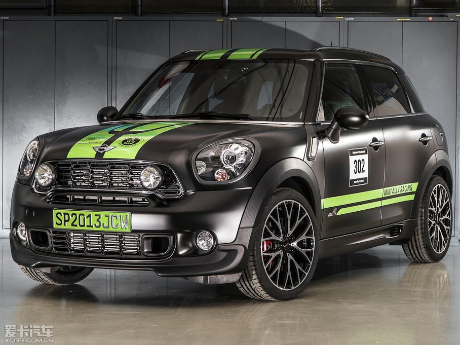 2013MINI JCW COUNTRYMAN JCW ALL4 Dakar