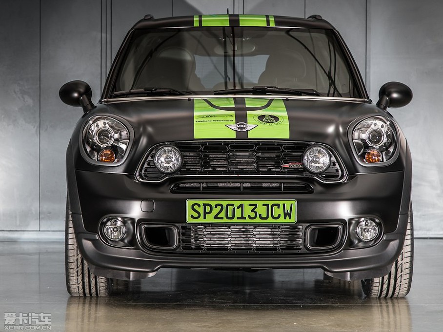2013MINI JCW COUNTRYMAN JCW ALL4 Dakar